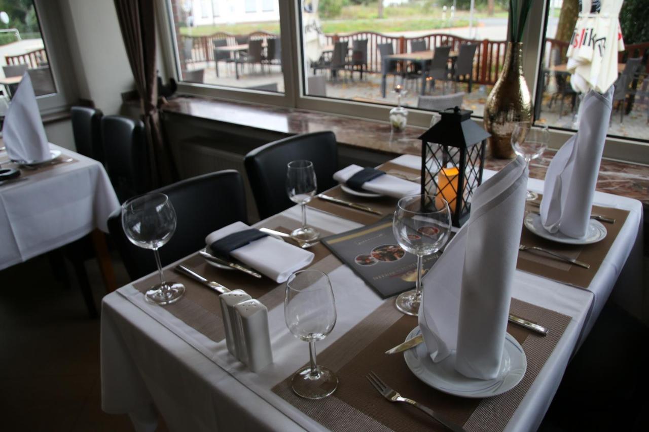 Hotel Zum Goldenen Bullen à Dorsten Extérieur photo